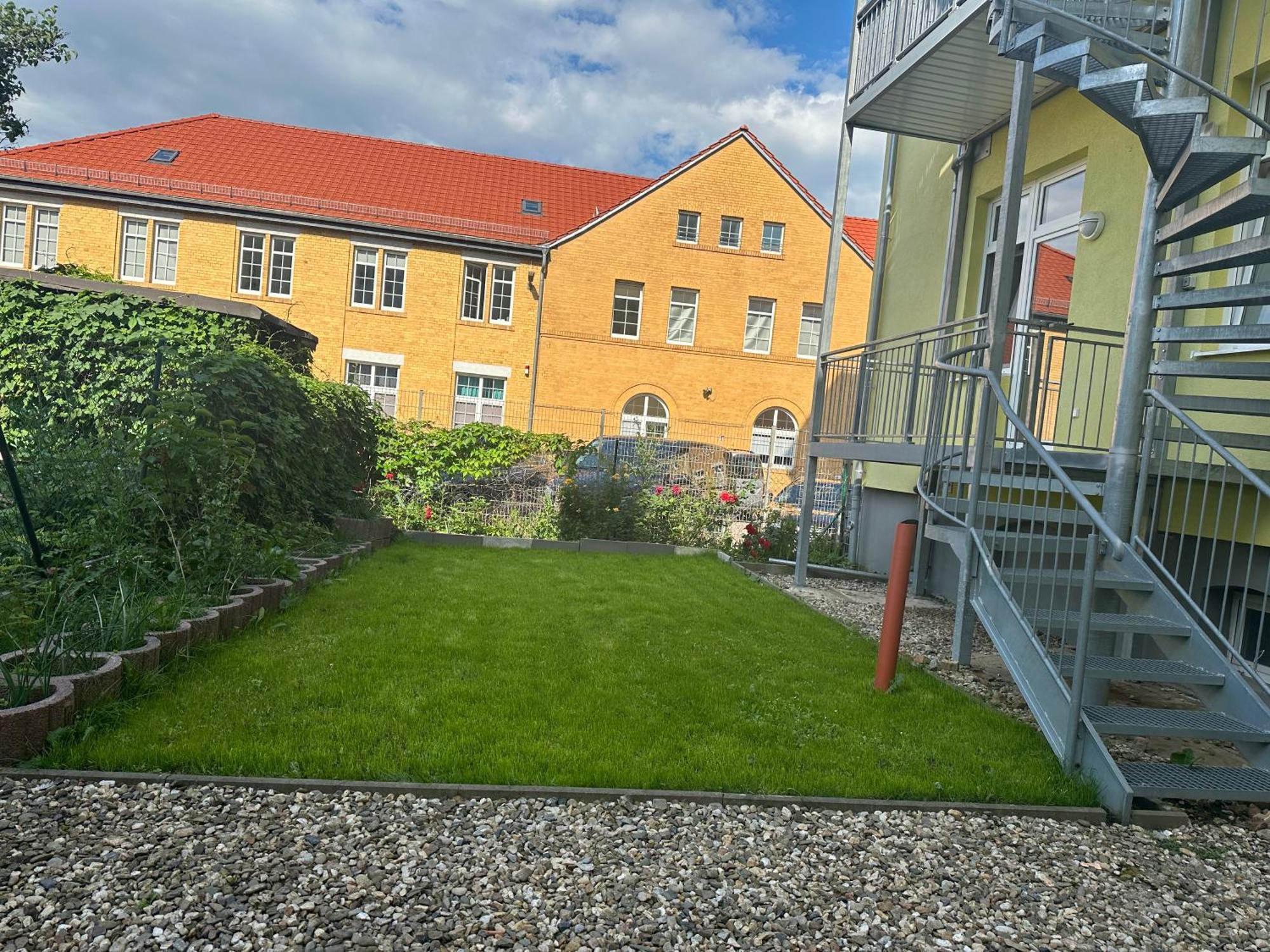 Ueber Den Daechern Von Halle Halle  Esterno foto